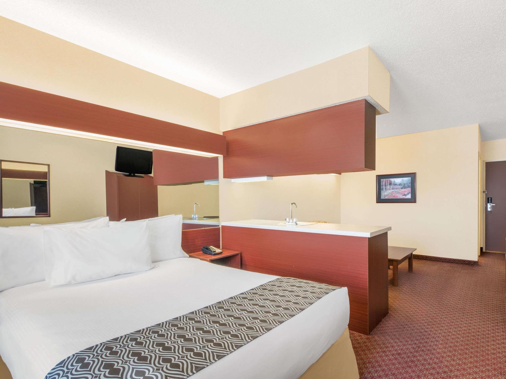 Microtel Inn & Suites By Wyndham Hamburg Bagian luar foto
